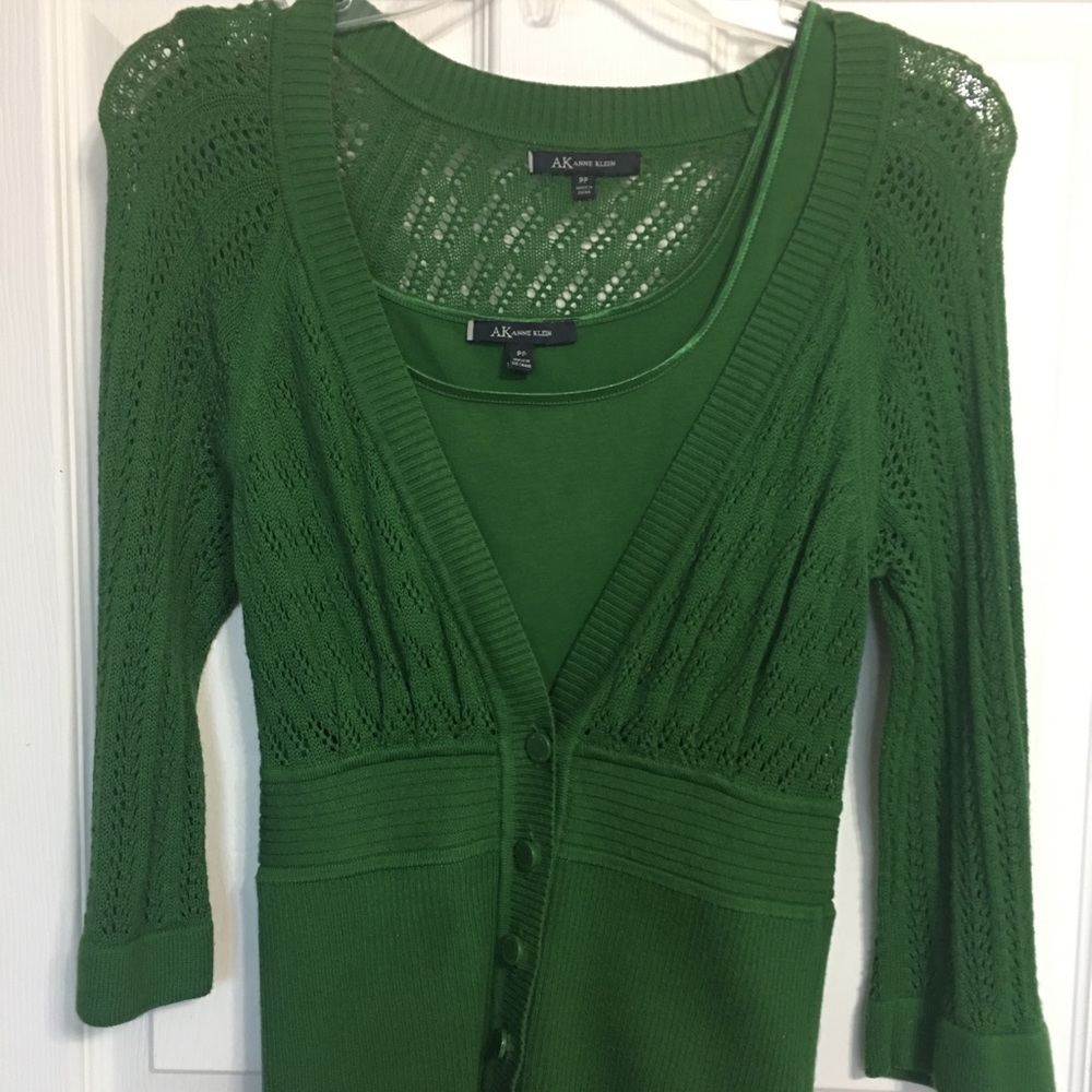Women’s Sweater and Shell
